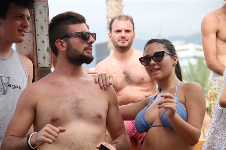 Cyan Beach Bar on Sunday